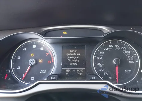 2013 Audi A4 2.0T Premium из США, поврежденный, VIN WAUFFAFL9DN043645